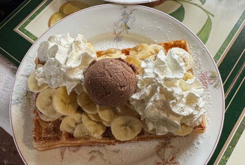 Chez-sarah 2025-05-26 at 21.59.31 (1)